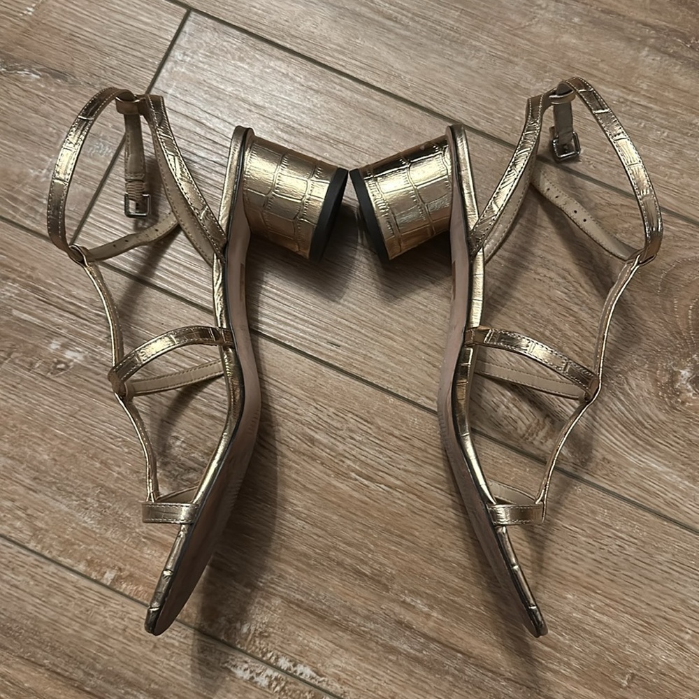 Ann Taylor Gold block-heeled Sandals Size 8 - Picture 5 of 8